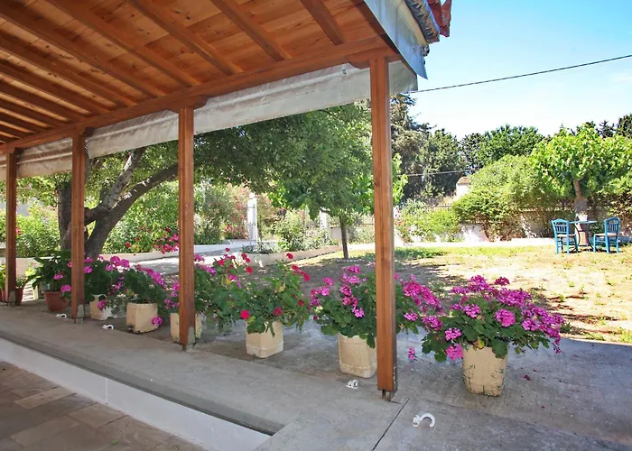 O Ampelonas Tou Kyr Giorgou *